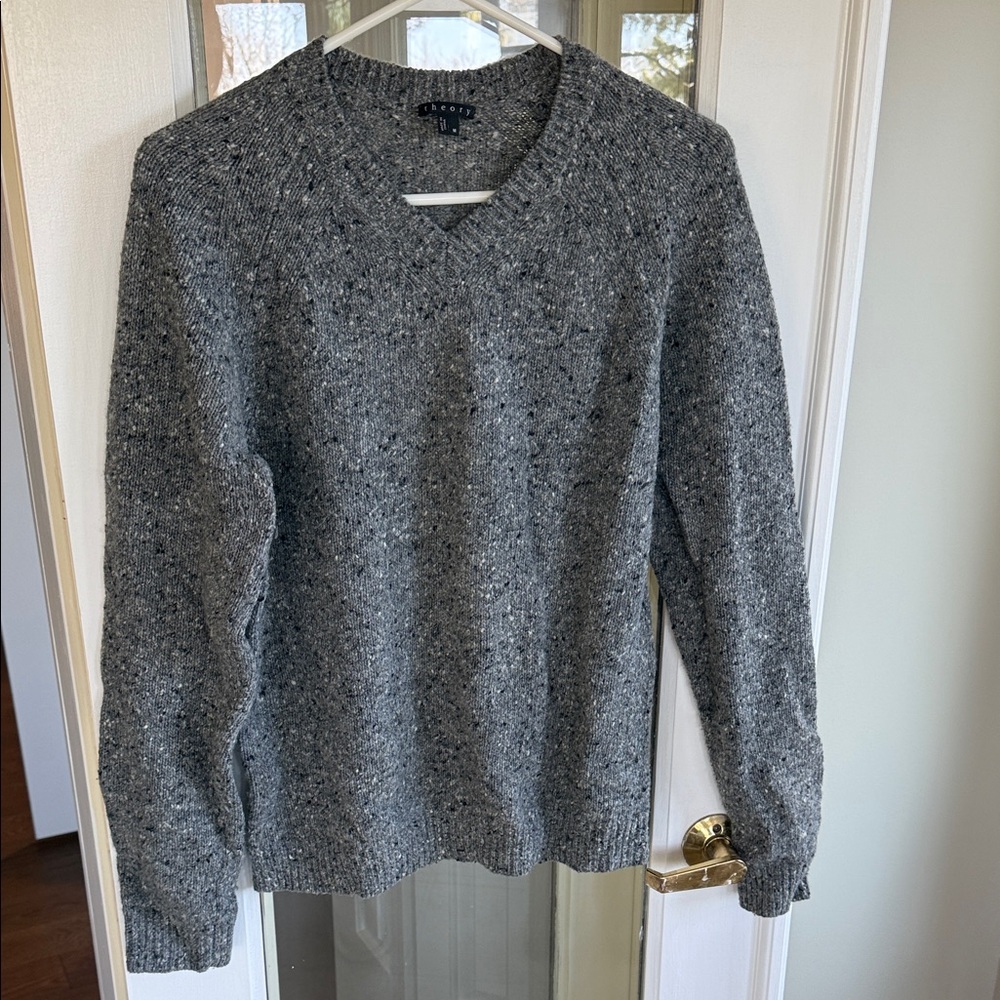 Theory Men's Heather Gray V-Neck Wool Sweater